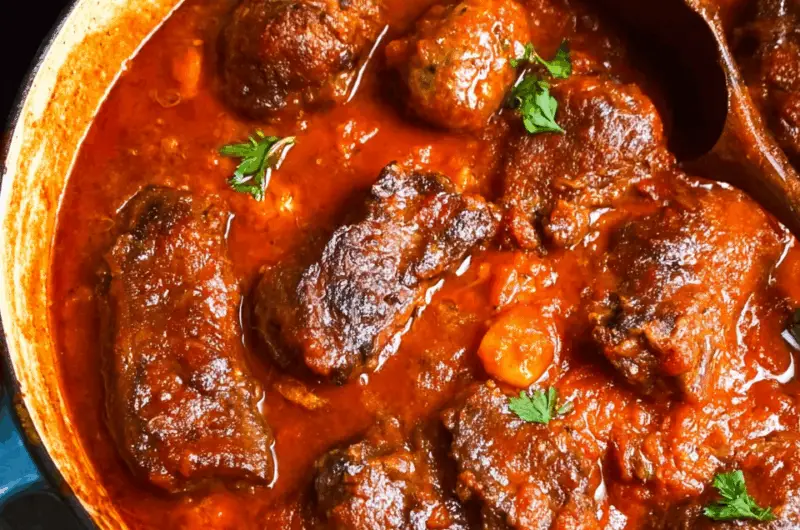 Italian Sunday Gravy (Sunday Sauce)