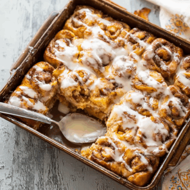 Pumpkin Cinnamon Roll Bake