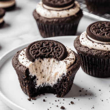 Oreo Cheesecake Cookie Cups