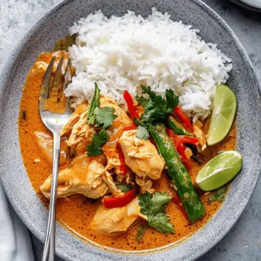 Slow Cooker Thai Red Curry Chicken and Veggies