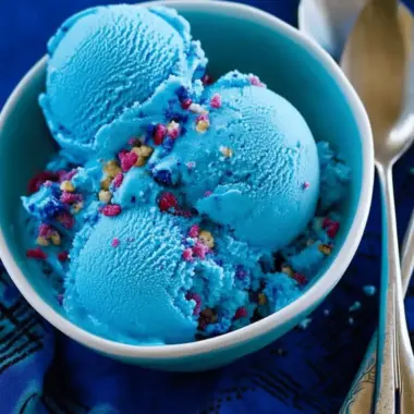 Blue Ice Cream {no-cook}