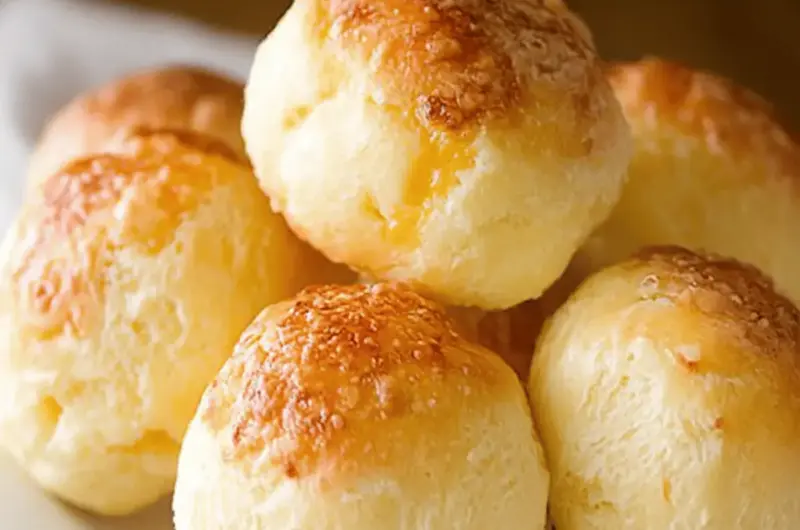 Delicious Brazilian Cheese Bread: Your New Favorite Snack 1 Brazilian Cheese Bread