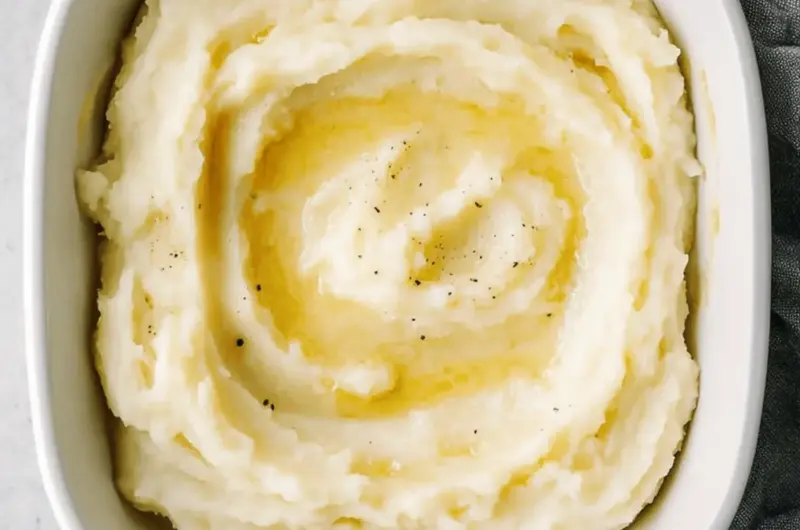 Easy Creamy Mashed Potatoes